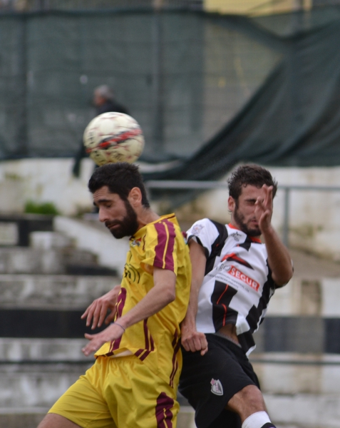 FUTEBOL – 1a Distrital: Coruchense venceu (mas sofreu) em